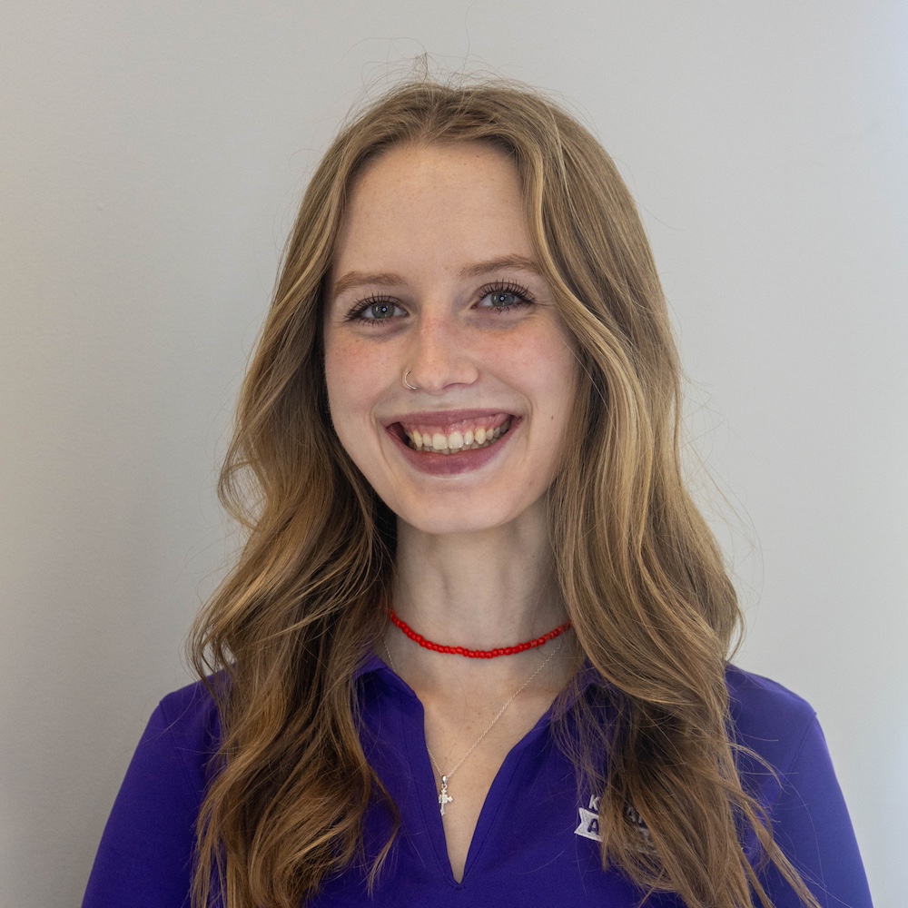 Lily Thompson Head Shot