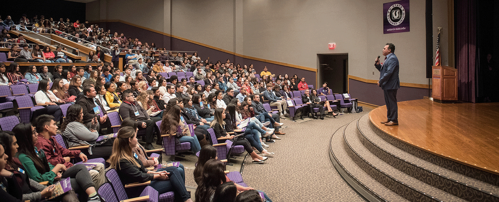 Students participating in multicultural student programs