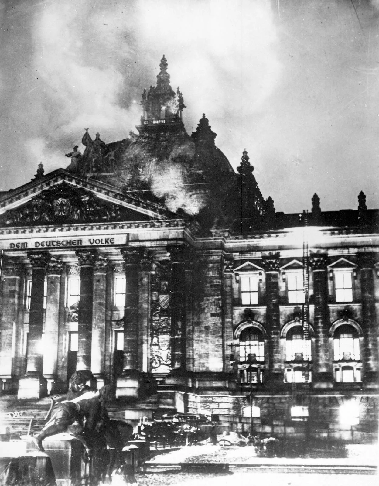 Picture of the Reichstag burning