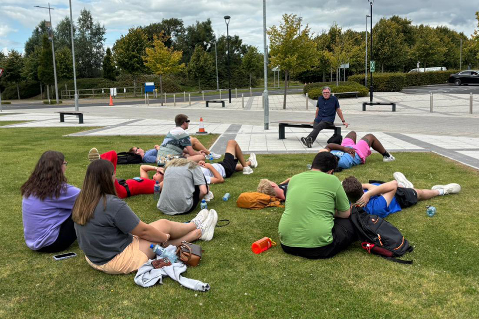 Alt description here