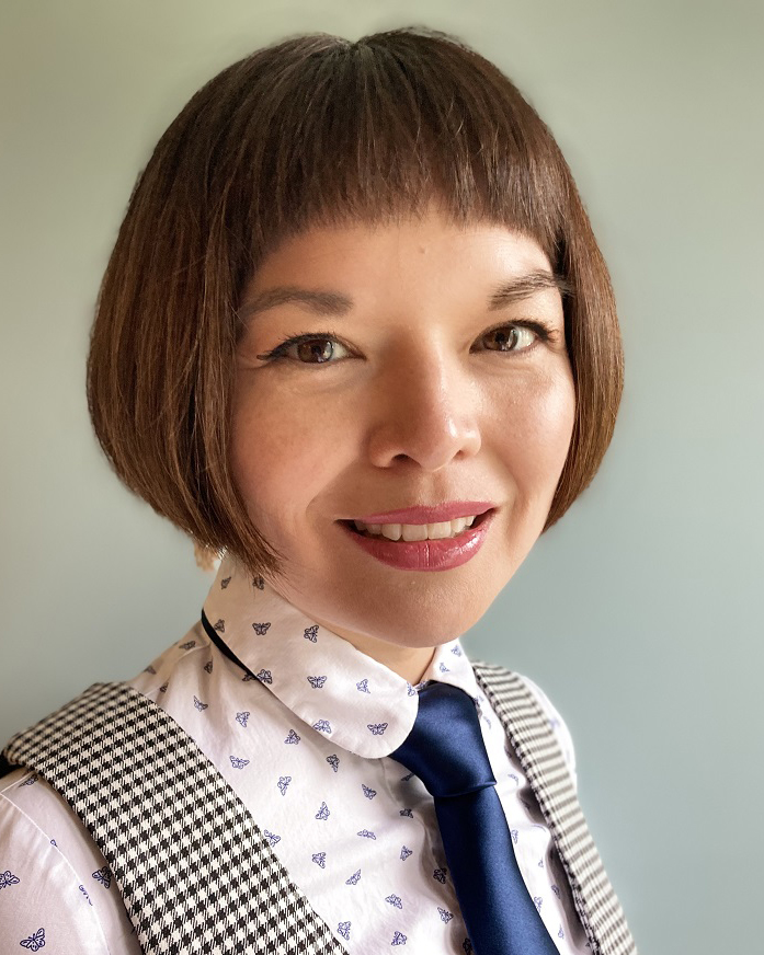 Shirley Tung smiles for a portrait.