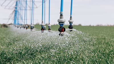 Nozzles in a center pivot irrigation system