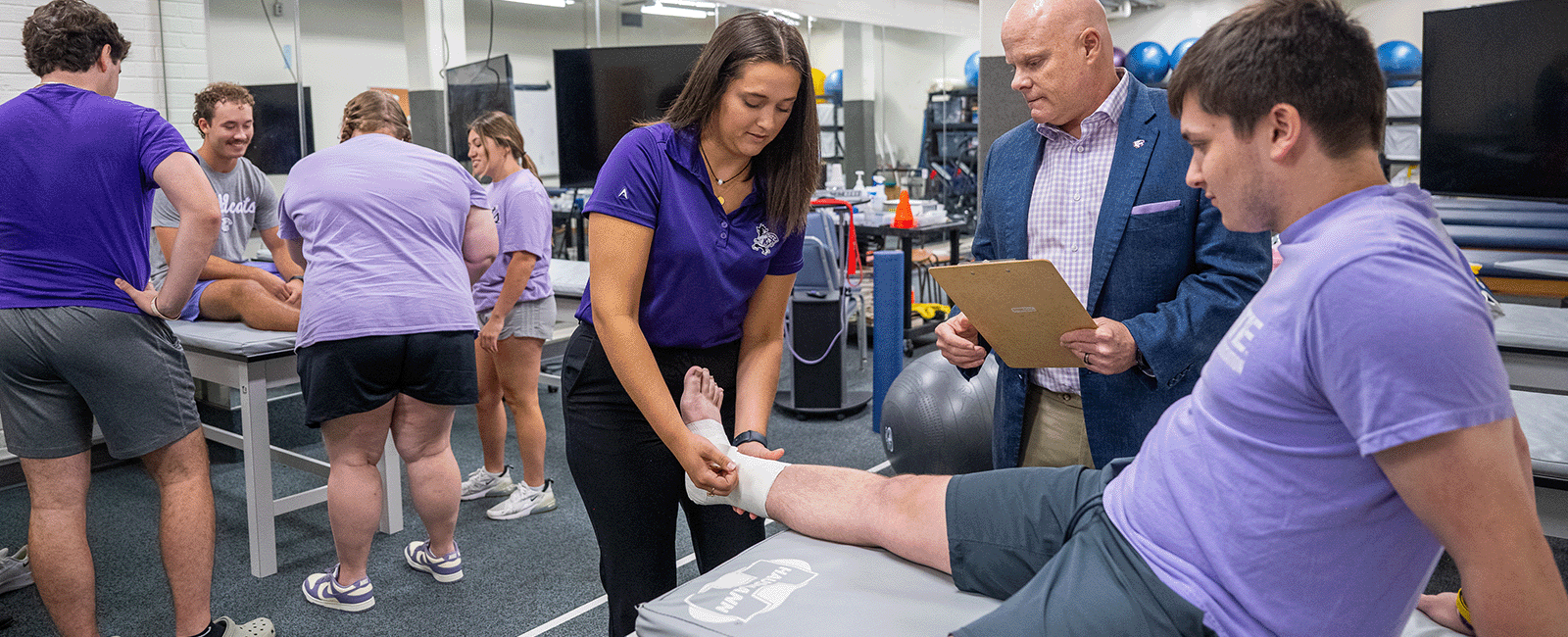 K-State pre-health students conduct hands-on physical therapy in class.